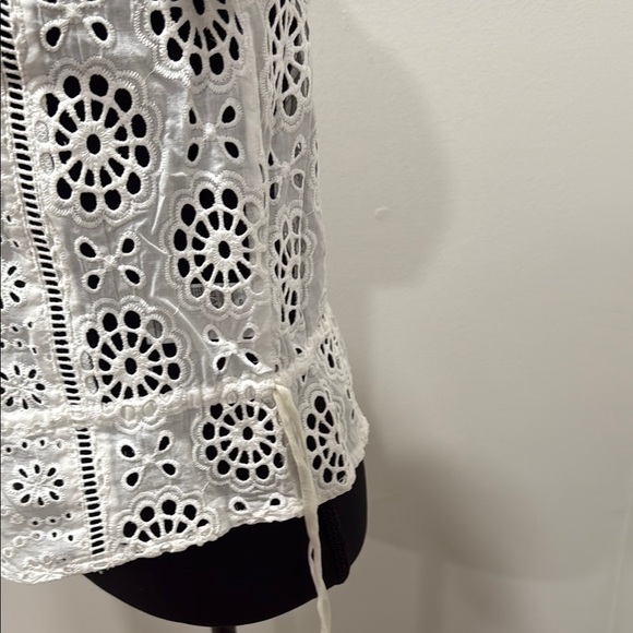 Elegant White Eyelet Lace Top Banana Republic size S - Picture 5 of 8